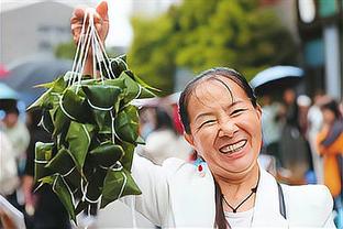 小老弟来了！恩德里克造访皇马基地，与安帅及诸位未来队友见面